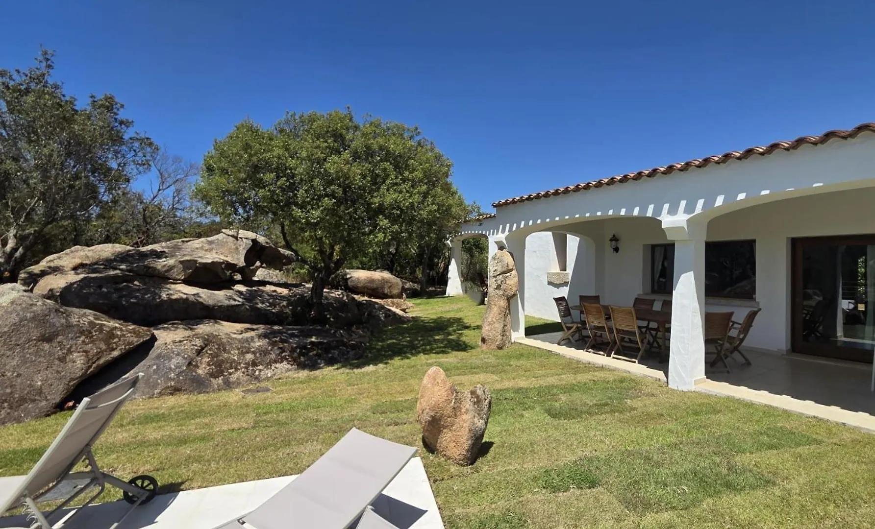 Villa Giulia Incastonata Tra Le Rocce أرتْساكينا